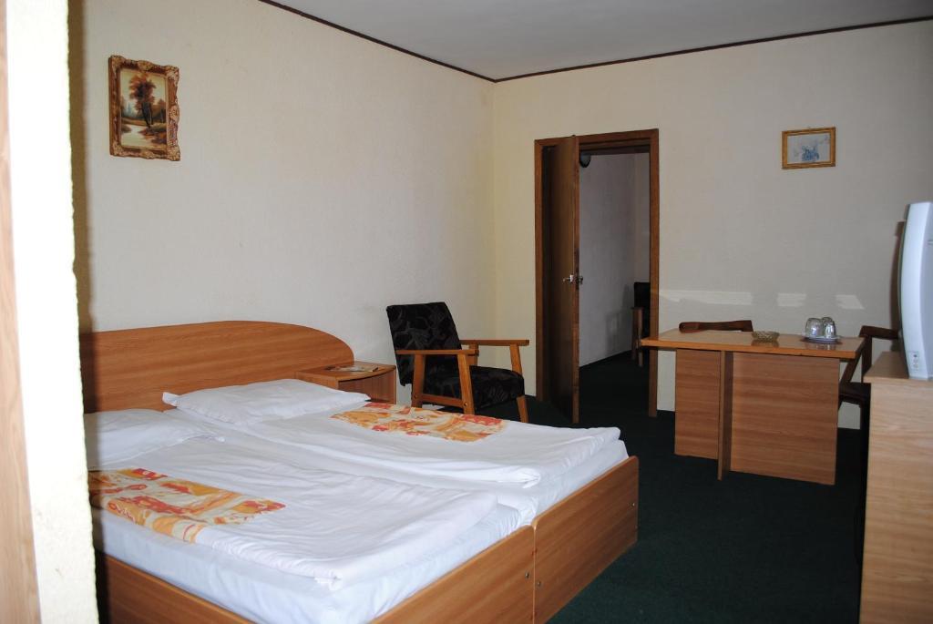 Hotel West Scheia Room photo